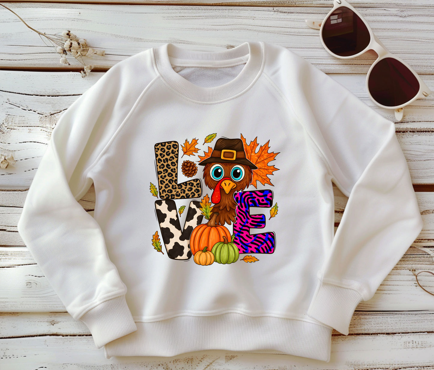 🦃 Thanksgiving Turkey “LOVE” Sweatshirt – Matching Fall Outfit for Moms & Kids