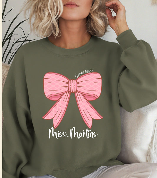 Custom Bow Sweatshirt for Teachers,  Elementary Teacher Appreciation, Cute Elementary Teacher Appreciation Gift, Teachers Sweatshirt