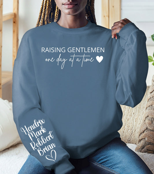 Custom Name Sweatshirt – Personalized Family or Kids’ Names on Sleeve | Cozy Crewneck for Moms, Dads & Grandparents | Gift for Parents & Loved Ones