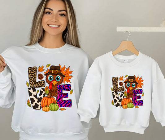 🦃 Thanksgiving Turkey “LOVE” Sweatshirt – Matching Fall Outfit for Moms & Kids